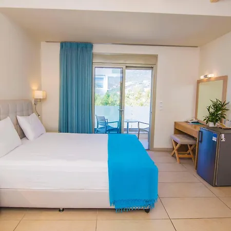 Grand Boutique Hotel 4*
